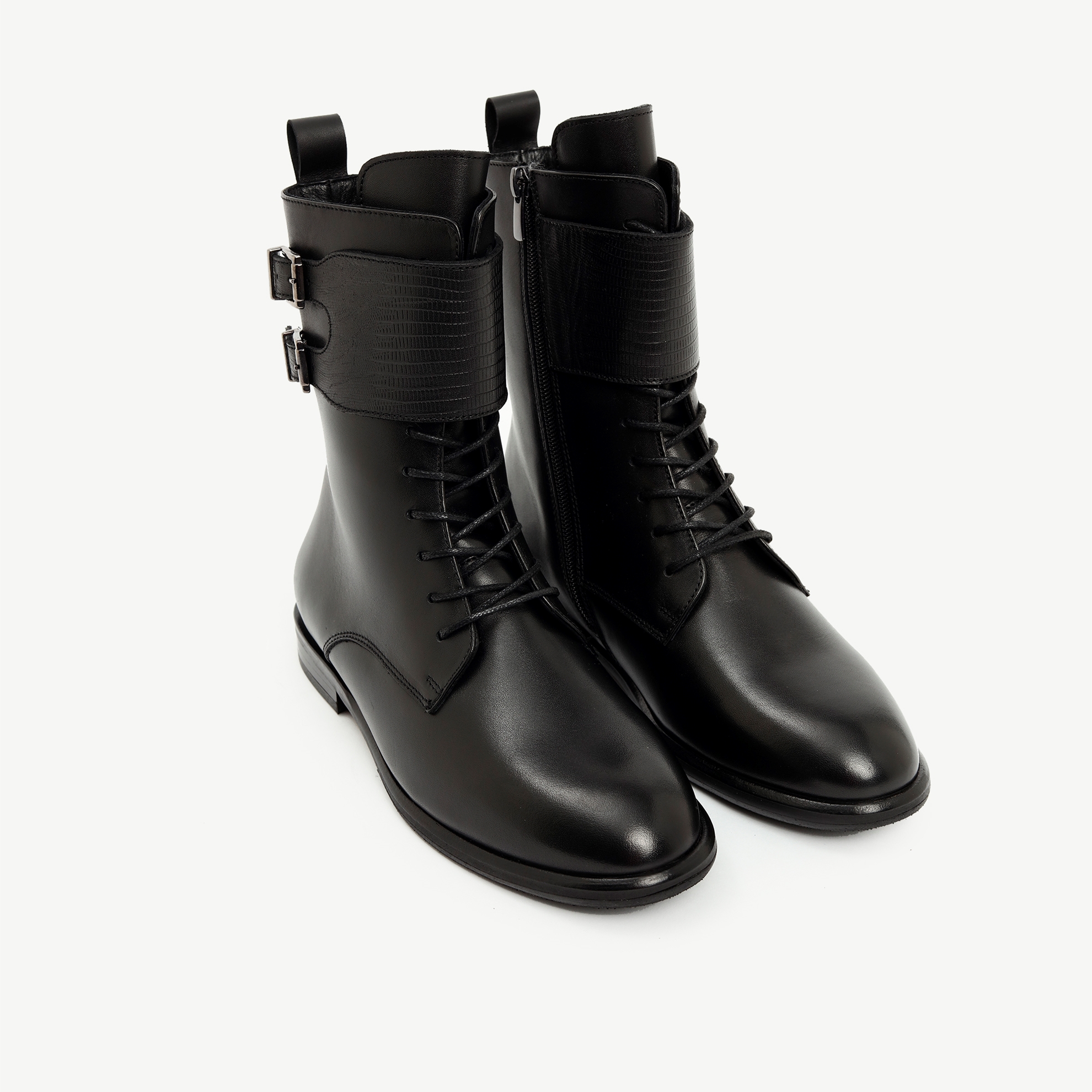 LacE-Up Boots