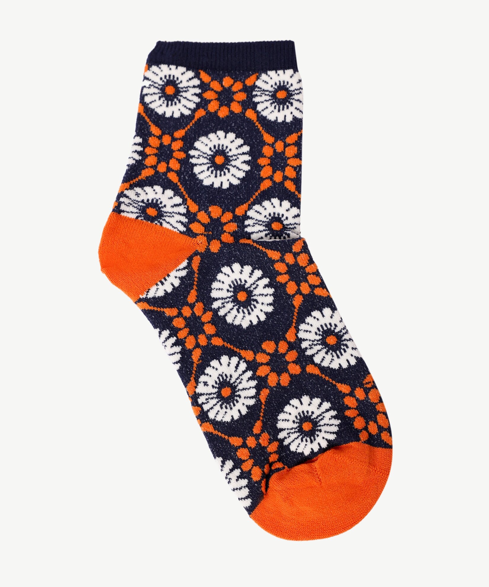 Çiçek Desenli Çorap