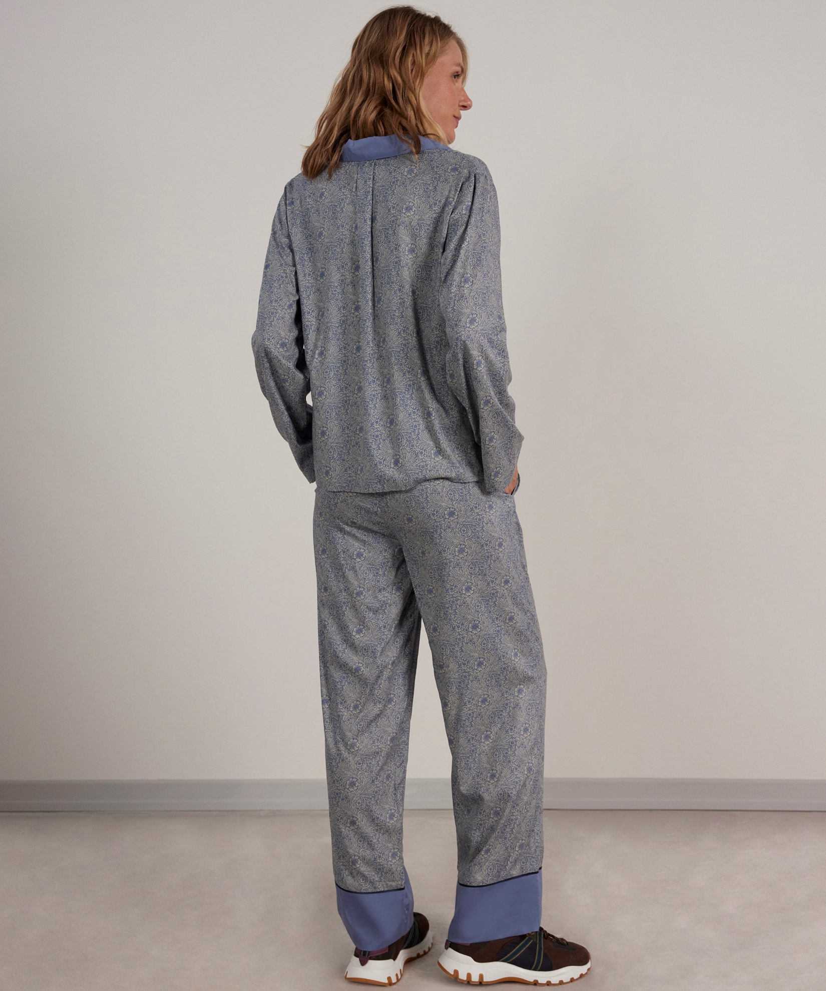 Kontrast Detaylı Pijama Üstü
