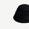 Fiyonklu Şapka